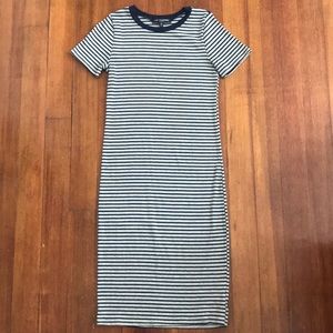 Form fitted navy blue/gray striped dress